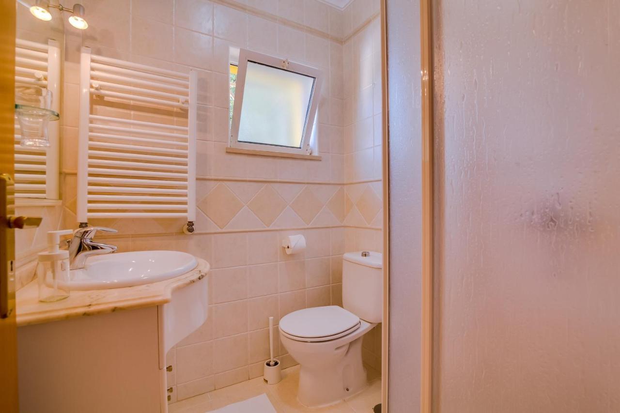 Isis - 2 Bedrooms In ヴィラモウラ エクステリア 写真